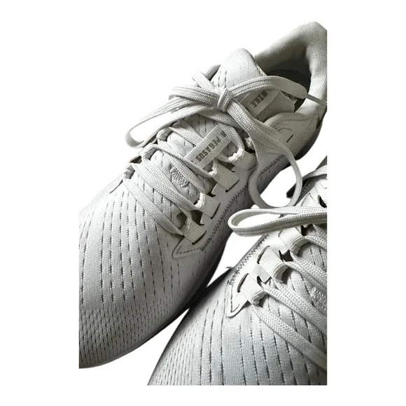 WMNS Nike Air Zoom Pegasus 38 White Silver Size 8.5 - Picture 11 of 12